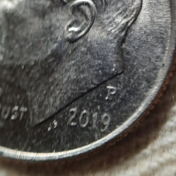 3 dimes w minor errors - Picture 3 of 16